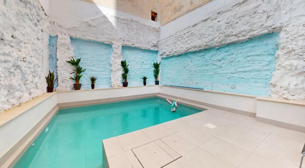 Apartamentos Breton 17 Suite Con Terraza Alicante Exterior photo